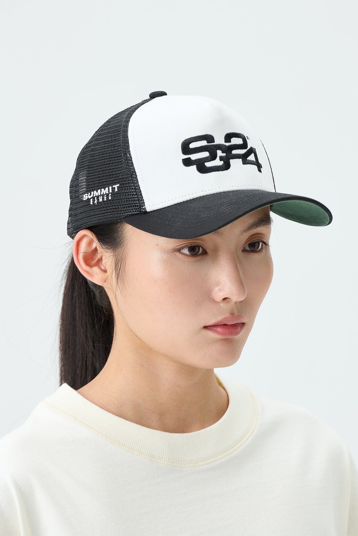 LOGO TRUCKER CAP - JET BLACK/CANNOLI CREAM