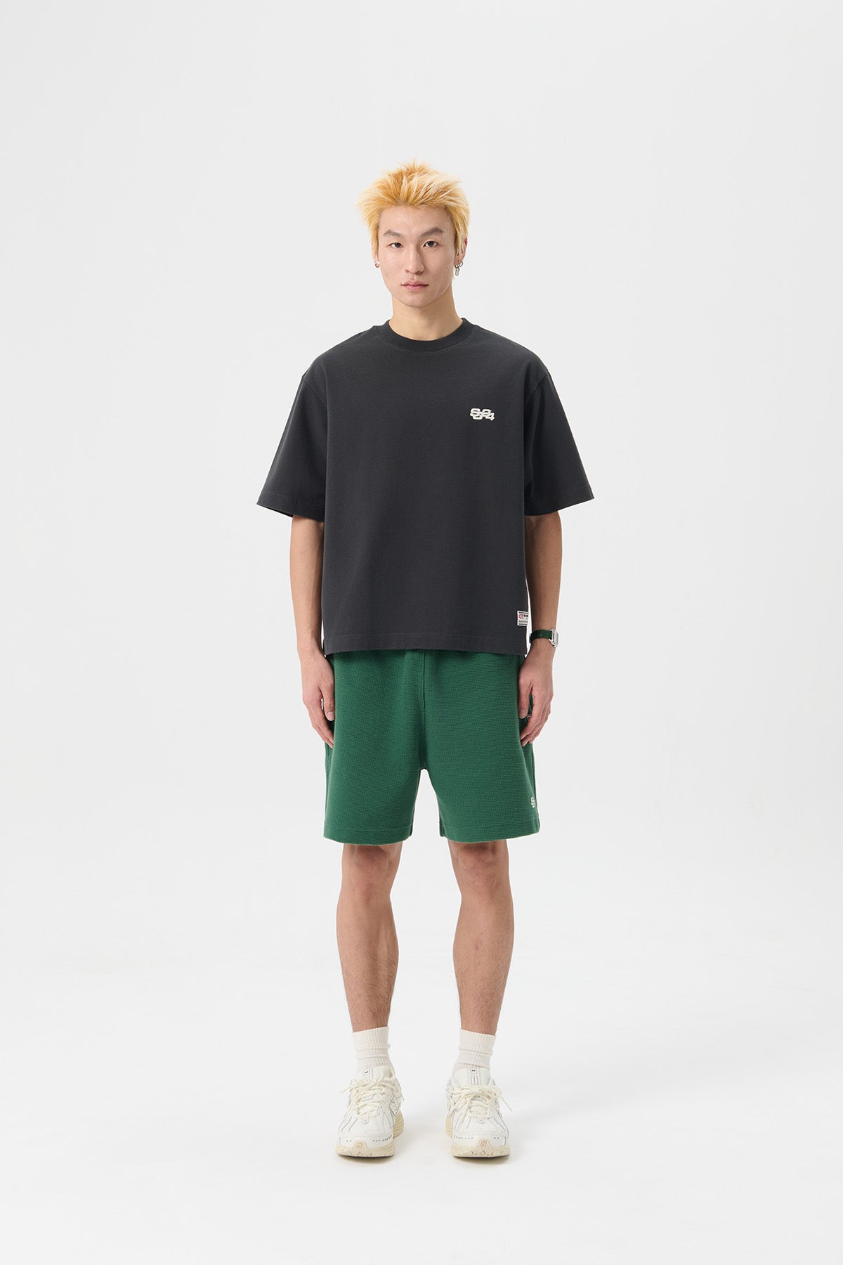 STACK LOGO ICON TEE - JET BLACK