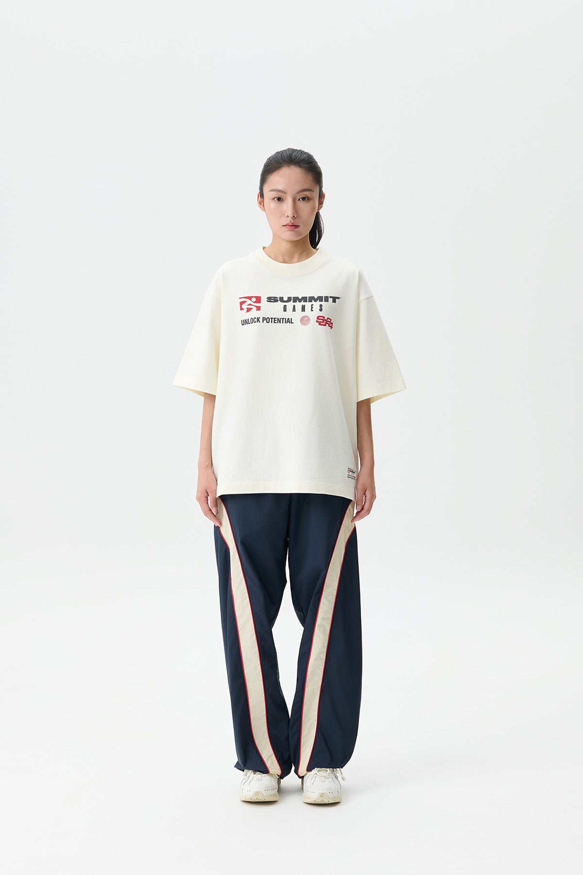 LABEL LOGO CLASSIC TEE - CANNOLI CREAM