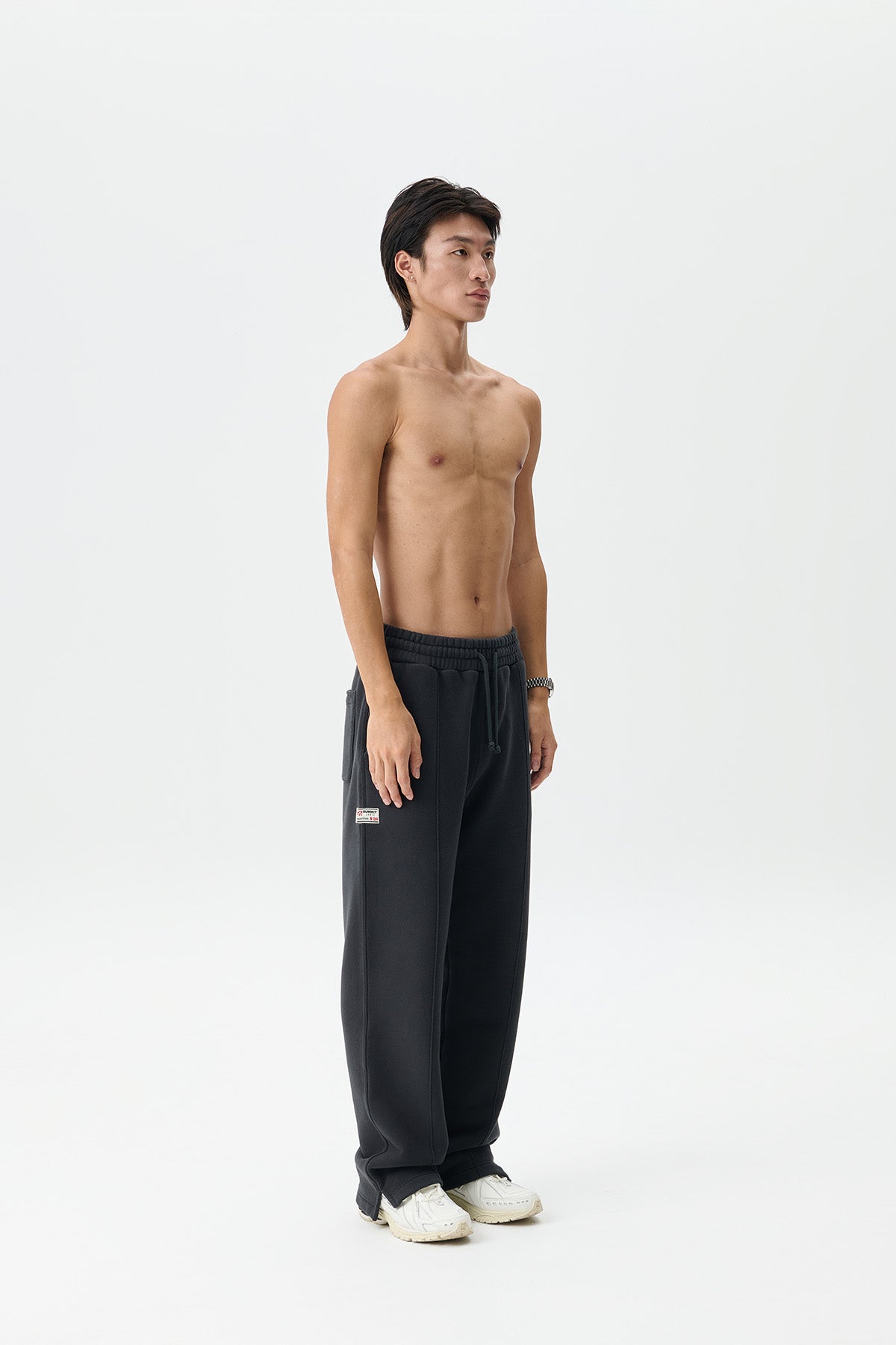 STRAIGHT-LEG JOGGERS - JET BLACK